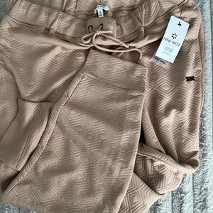 Nine West Geometric Patterned Tan Pants